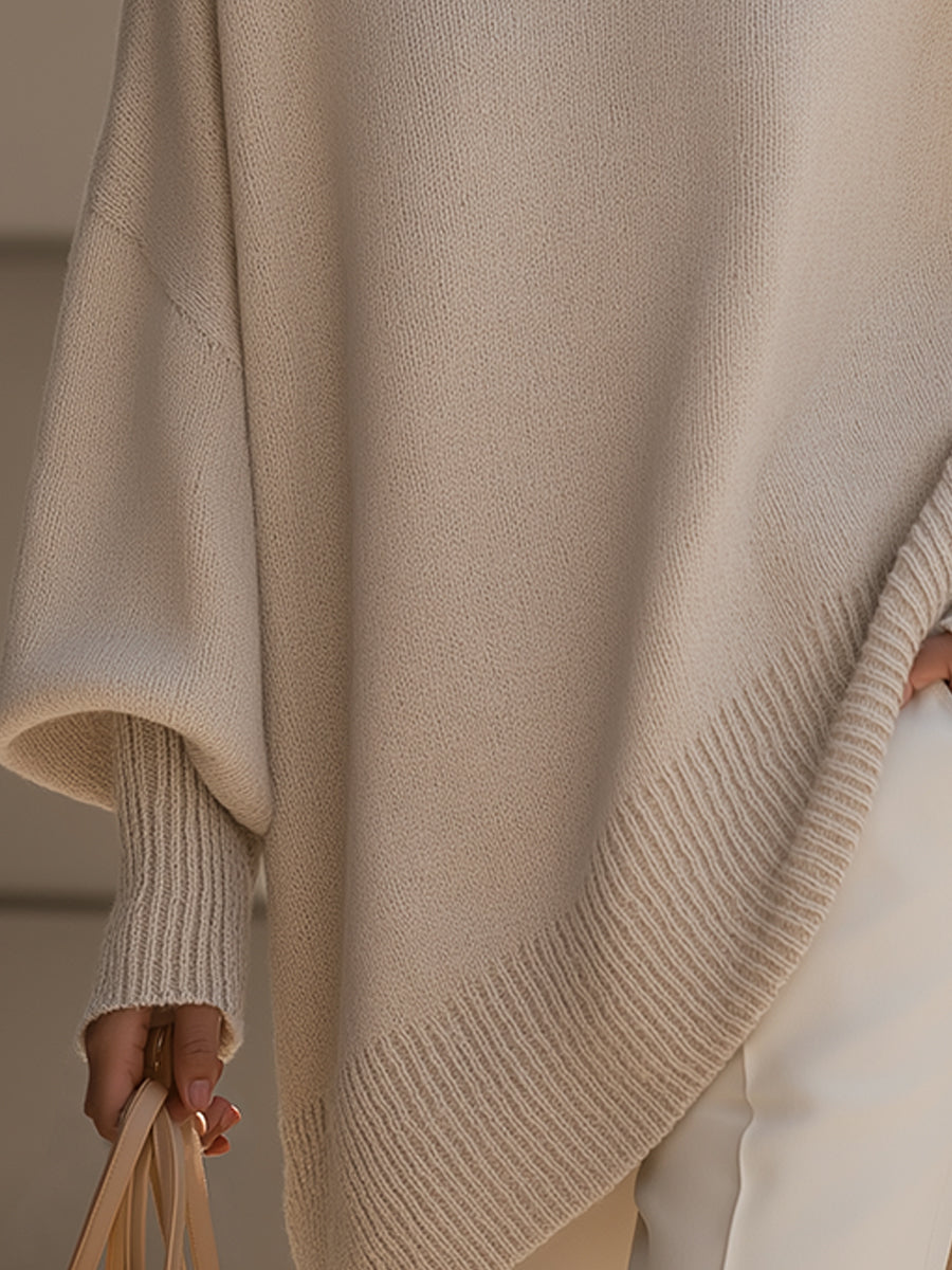 Siri | Oversized Striktrøje med Asymmetrisk Kant