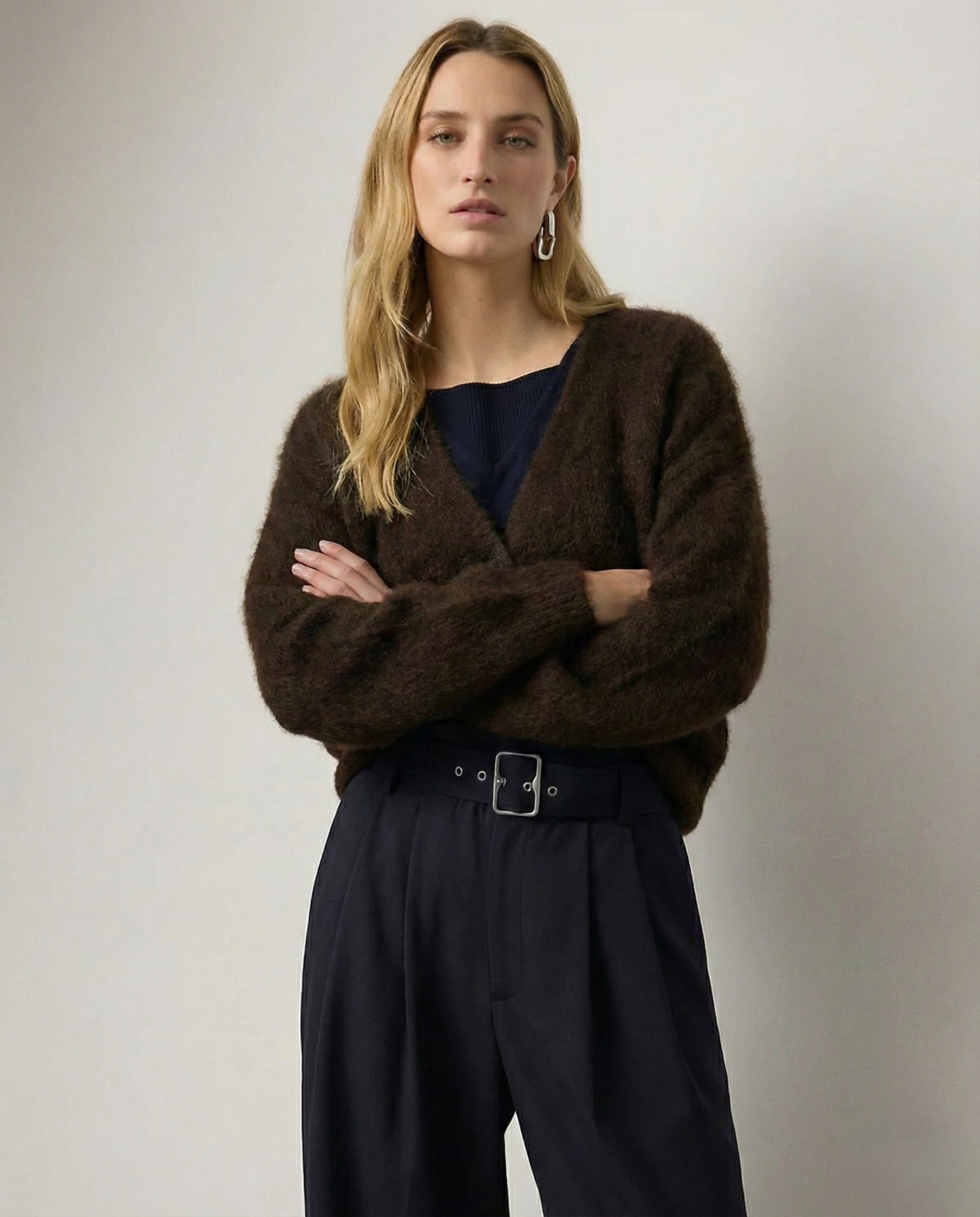 Women's Wool Knit V-Neck Long Sleeve Cardigan Sweater