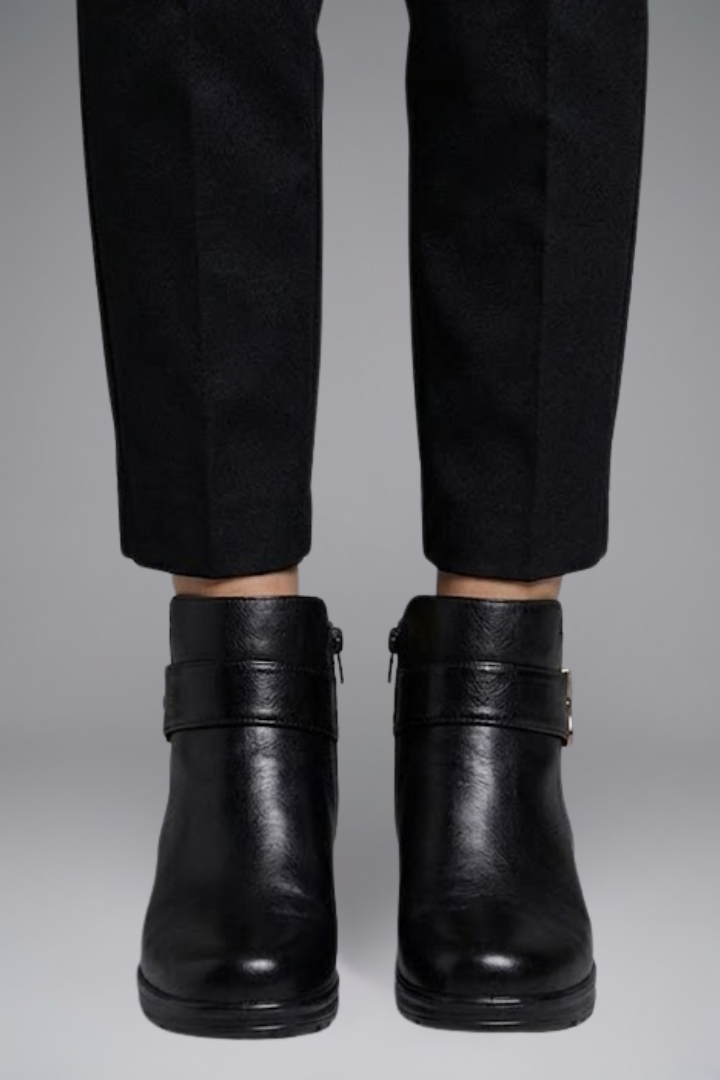 Women's Leather Warm Fur Lined Buckle Low Wedge Ankle Boots