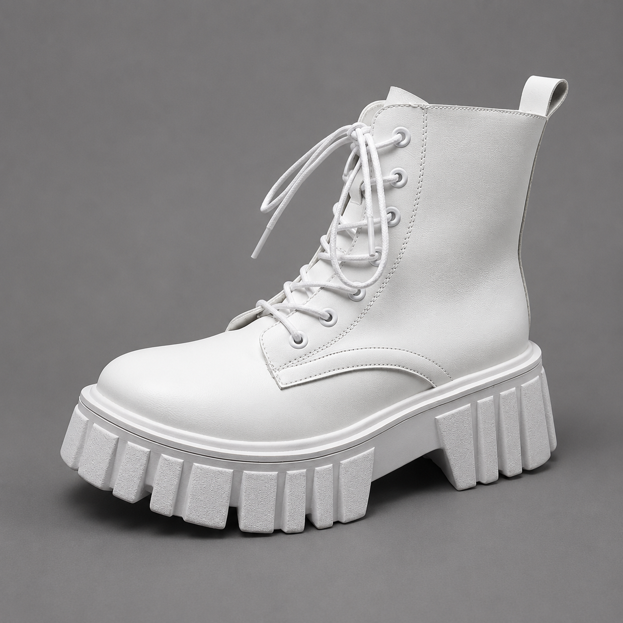 Women's Combat Ankle Boots - Chunky Leather Lace Up Boots