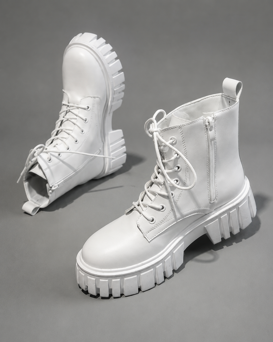 Women's Combat Ankle Boots - Chunky Leather Lace Up Boots