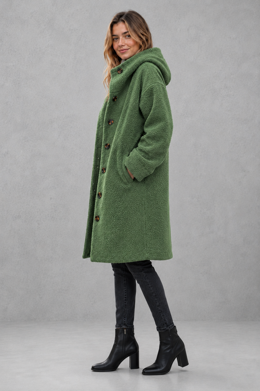 Women’s Elegant Button Coat – Relaxed Fit Autumn & Winter Jacket