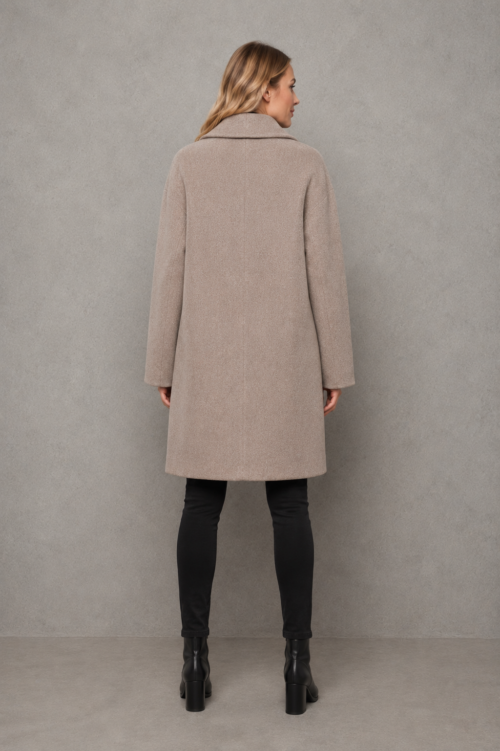 Women’s Elegant Windproof Coat – Relaxed Fit Autumn & Winter Jacket