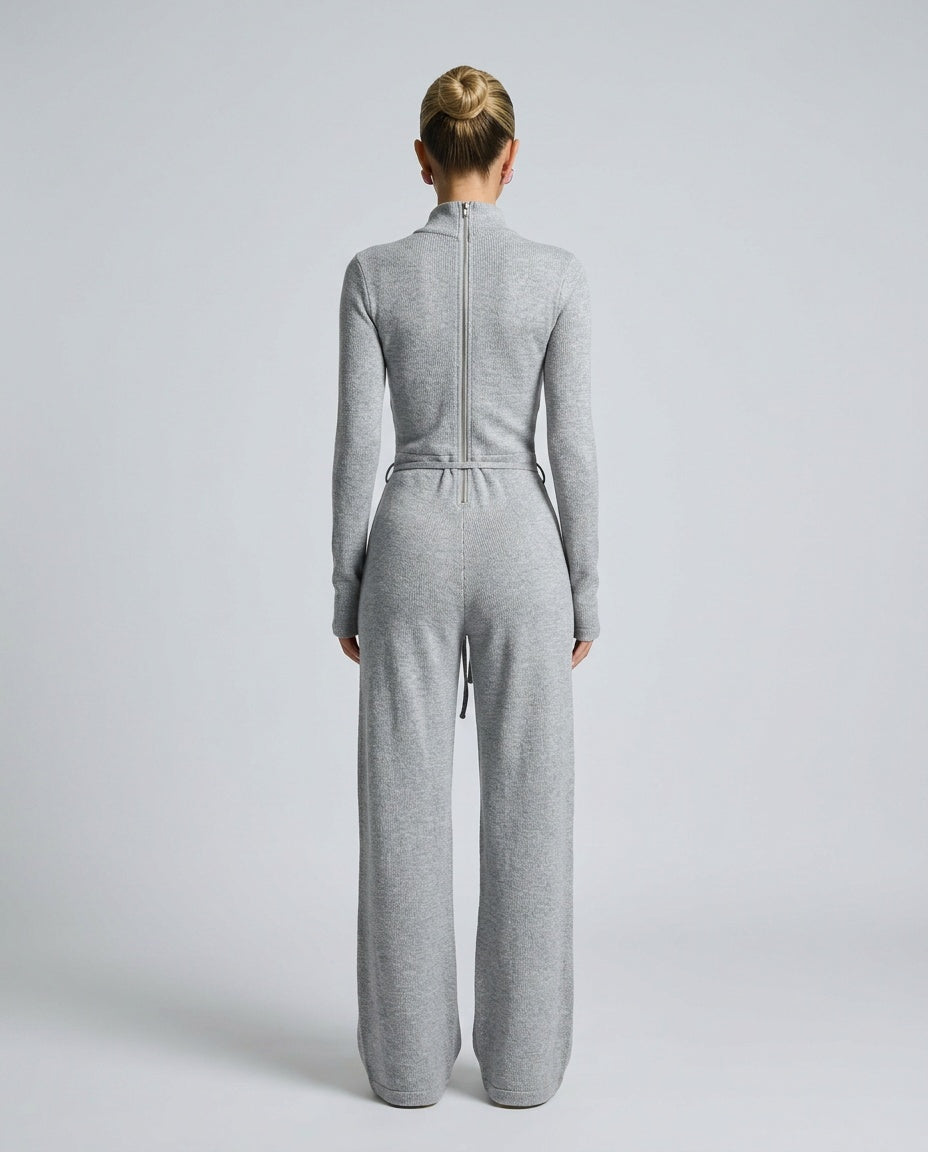 Aurora | Ribstrikket Jumpsuit med Lynlås