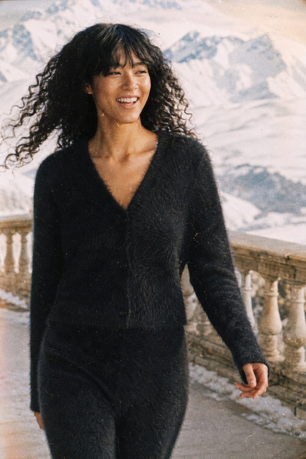 Women's Wool Knit V-Neck Long Sleeve Cardigan Sweater