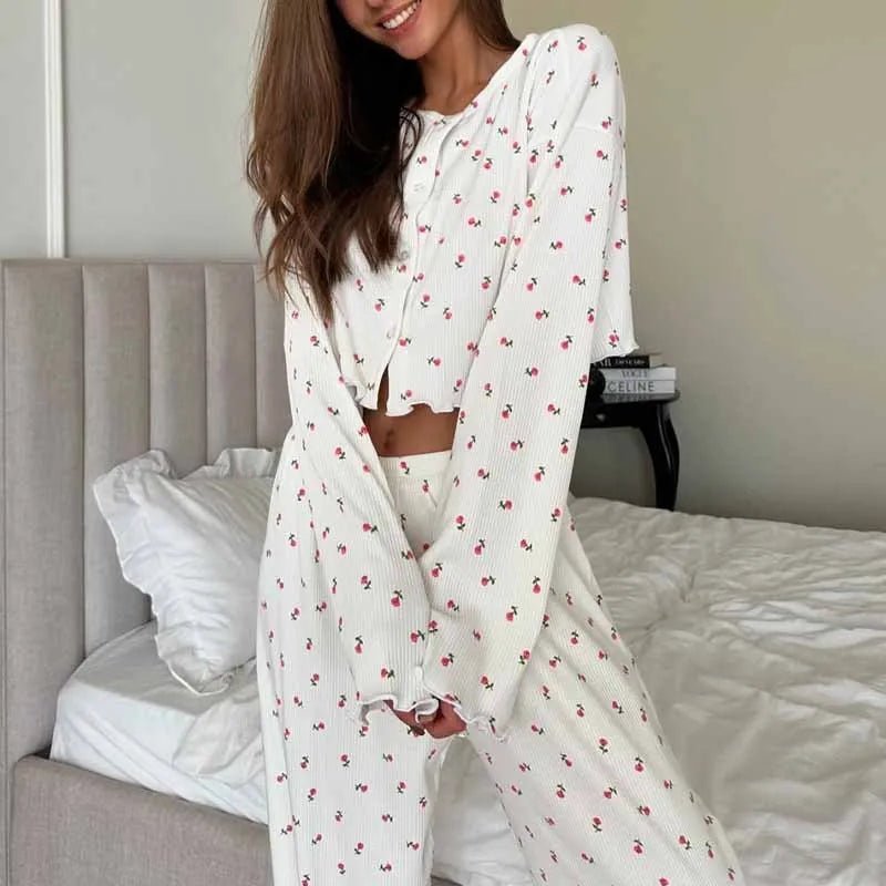 Fanny | Pyjamassæt med Kirsebærprint