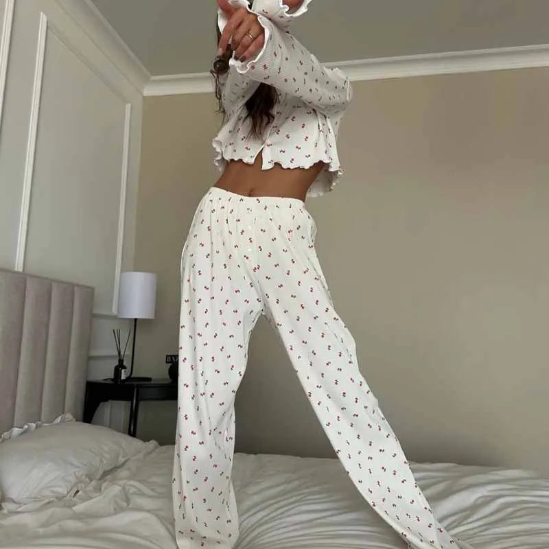 Fanny | Pyjamassæt med Kirsebærprint