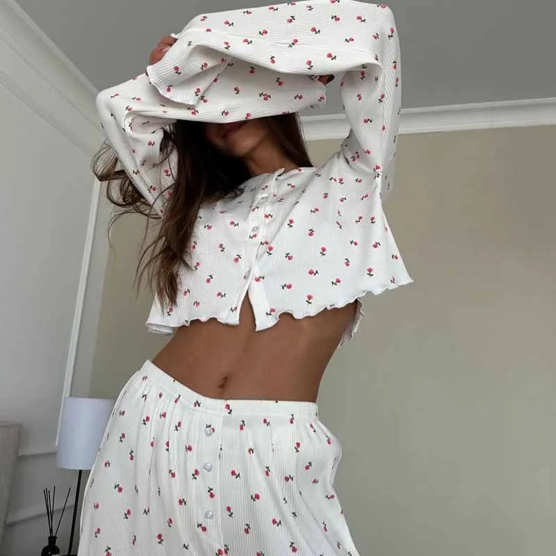 Fanny | Pyjamassæt med Kirsebærprint